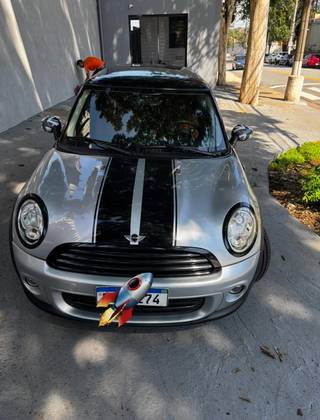 MINI ONE 1.6 16V GASOLINA 2P MANUAL MINI ONE 1.6 16V GASOLINA 2P MANUAL